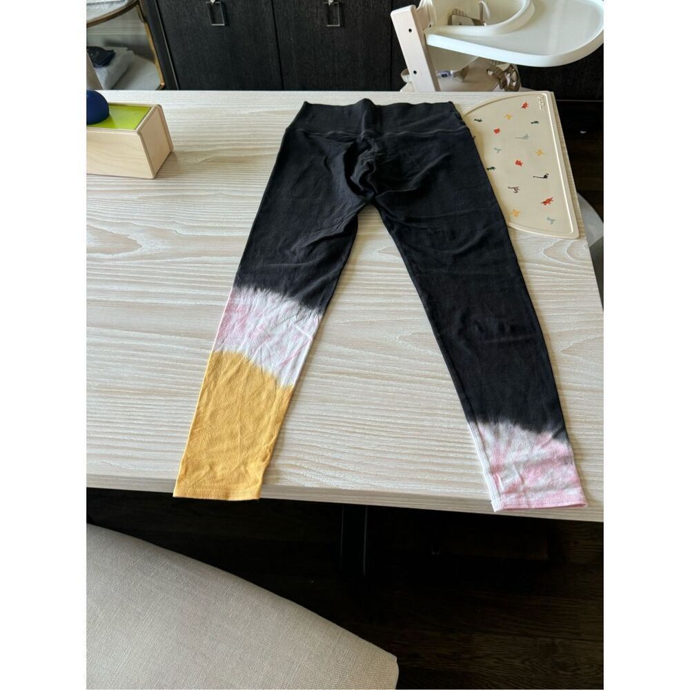 Electric & Rose Sunset Tie-Dye Leggings medium - Picture 5 of 9